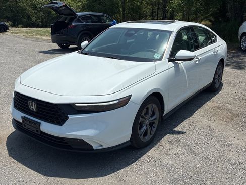 Used 2024 Honda Accord EX image 1