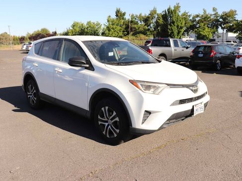 Used 2018 Toyota RAV4 LE w/ All Weather Liner Package FWD image 3