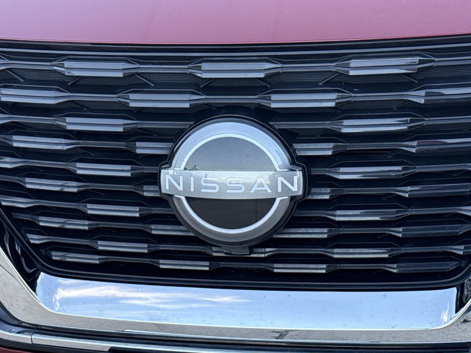 Used 2023 Nissan Rogue SV w/ SV Premium B Package FWD image 12