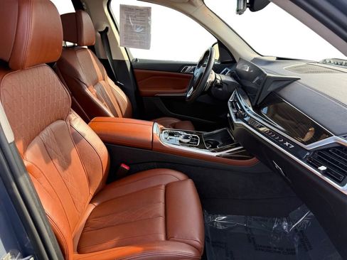 Used 2023 BMW X7 xDrive40i w/ Premium Package image 17
