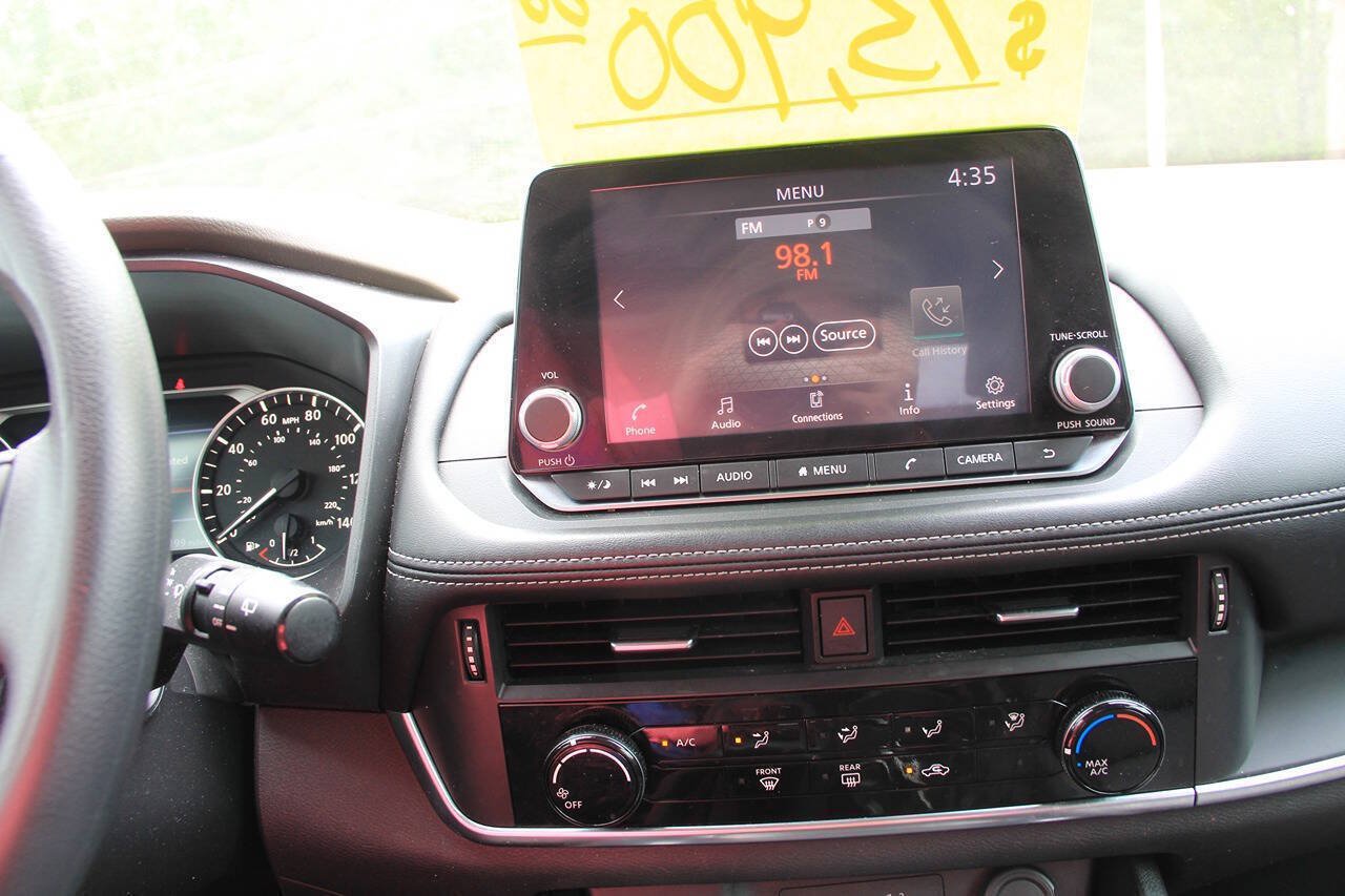 Used 2021 Nissan Rogue S FWD image 27