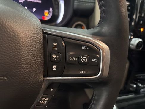 Used 2024 RAM 2500 Laramie w/ Safety Group AWD/4WD image 19