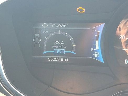 Used 2020 Ford Fusion SE image 18