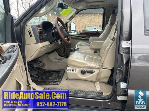 Used 2006 Ford F350 Lariat image 10