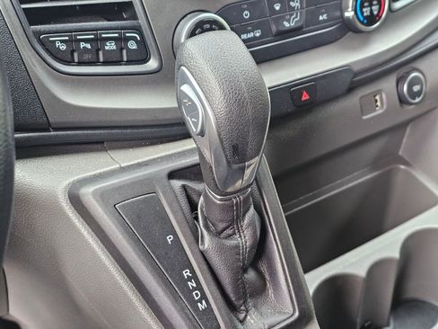Used 2020 Ford Transit 150 XLT image 35