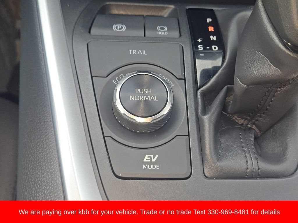 Used 2023 Toyota RAV4 LE AWD/4WD image 20