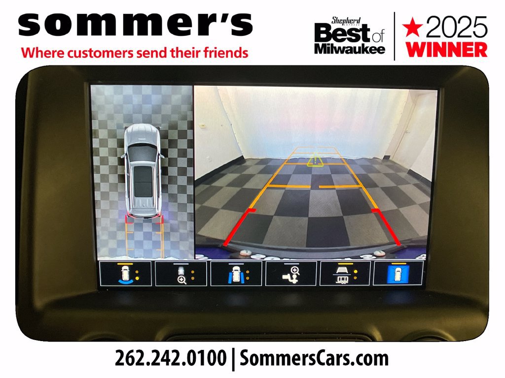 Used 2024 GMC Terrain SLT w/ Tech Package AWD/4WD image 17