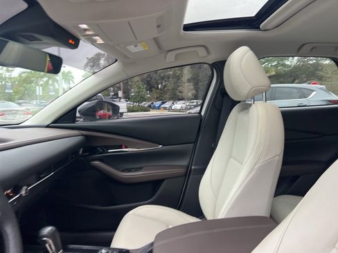 Used 2021 MAZDA CX-30 2.5 Turbo w/ Premium Package image 18