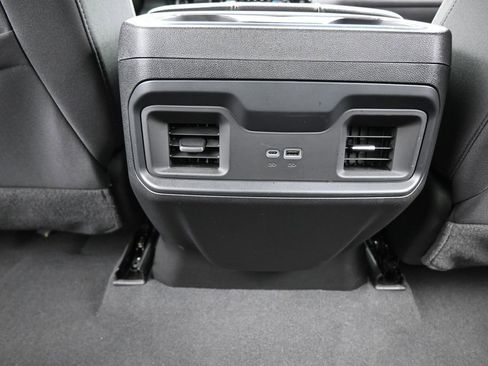 Used 2024 Chevrolet Silverado 1500 LT RWD image 40