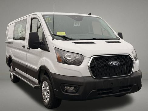 Used 2024 Ford Transit 250 Low Roof w/ Exterior Upgrade Package RWD image 8