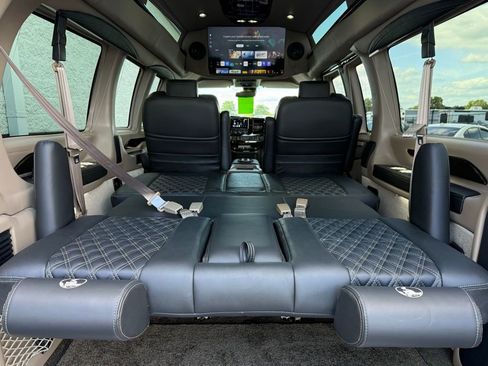 New 2025 GMC Savana 2500 w/ Driver Convenience Package image 6