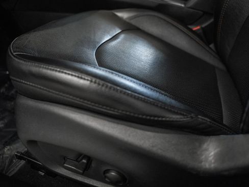 Certified 2022 Jeep Compass Limited w/ Sun and Sound Group image 43