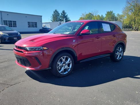 Used 2024 Dodge Hornet R/T AWD/4WD image 2