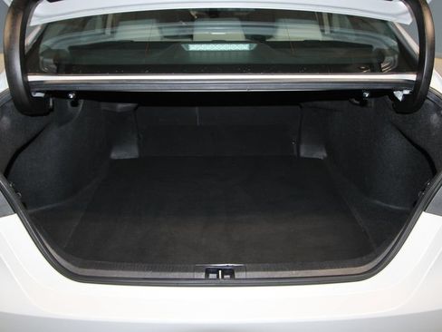 Used 2022 Toyota Camry SE w/ Convenience Package FWD image 34