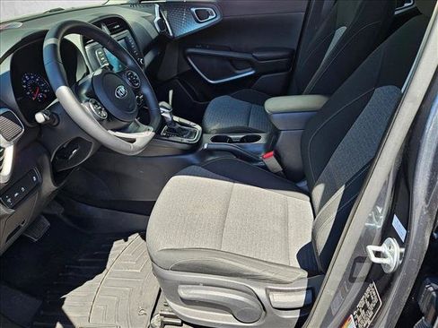 Used 2020 Kia Soul GT-Line FWD image 15