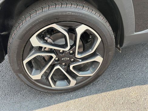 Used 2026 Chevrolet Trax RS w/ Driver Confidence Package FWD image 35
