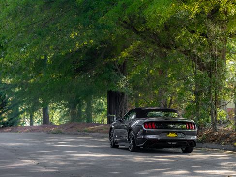 Used 2021 Ford Mustang Premium w/ Equipment Group 201A RWD image 37