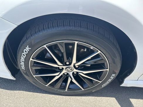 Certified 2022 Toyota Camry SE FWD image 19