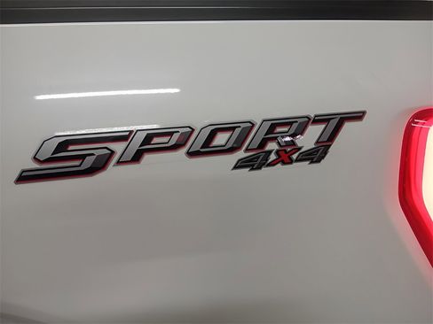 Certified 2023 Ford F150 Lariat w/ Equipment Group 502A High image 27