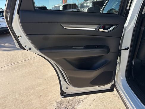 Used 2023 MAZDA CX-5 AWD 2.5 S w/ Premium Plus Pkg image 17