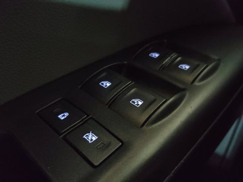 Used 2016 Chevrolet Colorado W/T RWD image 27