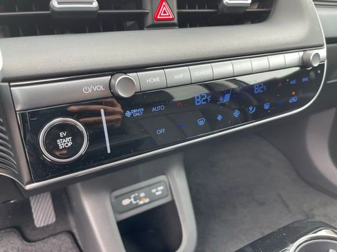 New 2025 Hyundai Ioniq 5 SEL image 24