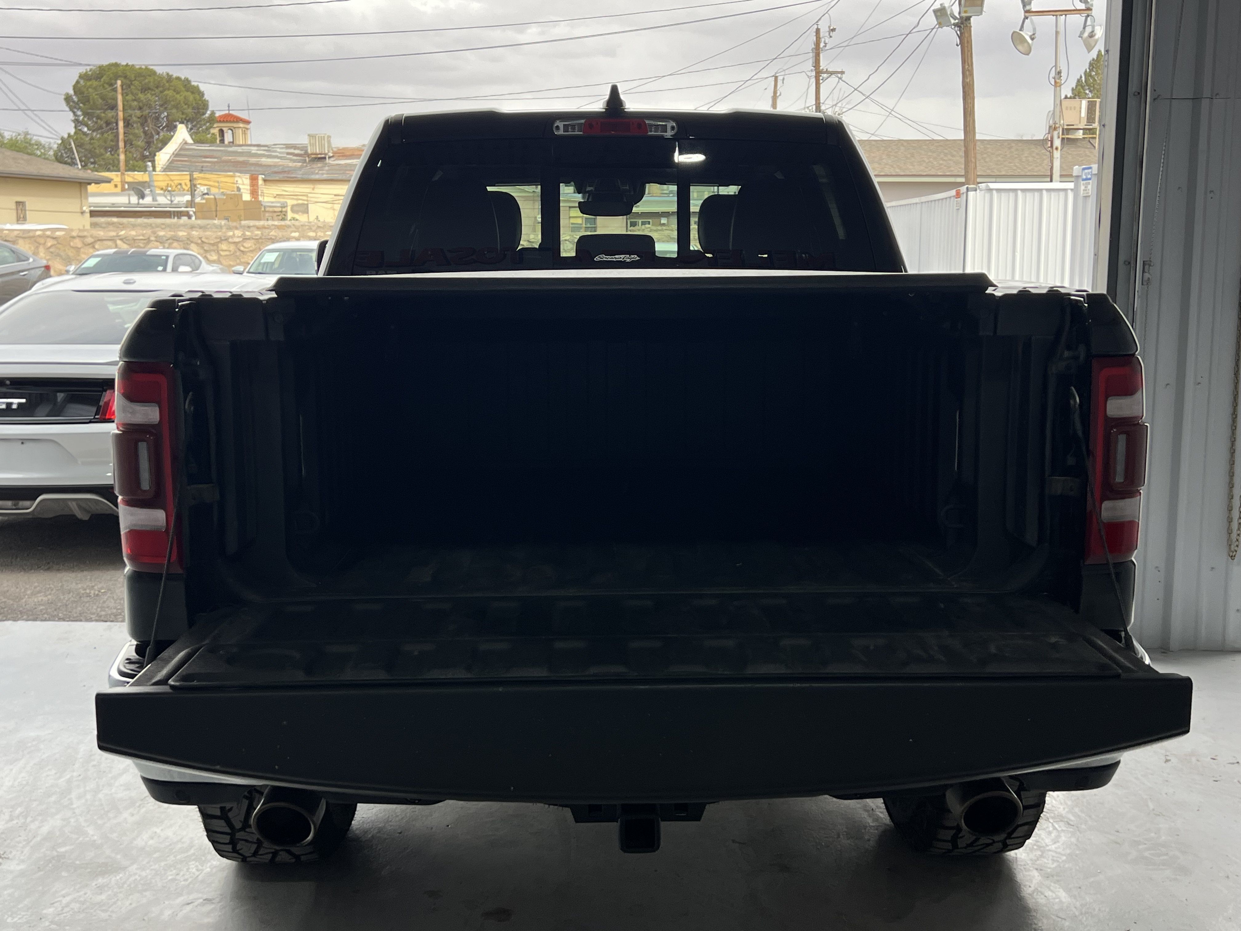 Used 2022 RAM 1500 Limited w/ Off Road Group AWD/4WD image 5