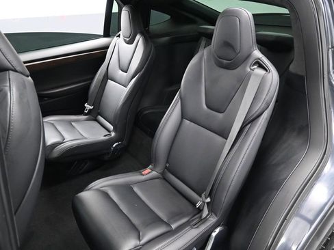 Used 2020 Tesla Model X Long Range image 27