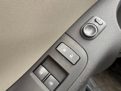 Used 2013 Chevrolet Camaro LS image 10