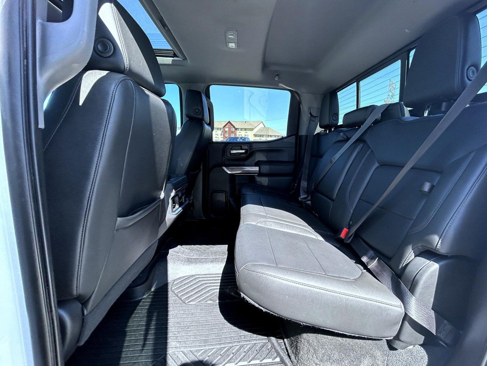 Used 2021 Chevrolet Silverado 1500 LTZ w/ LTZ Premium Package AWD/4WD image 20
