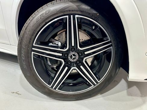 New 2026 Mercedes-Benz GLE 450 4MATIC image 16