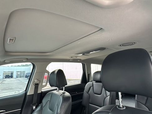 Used 2024 Kia Telluride S w/ S Sunroof Package image 13
