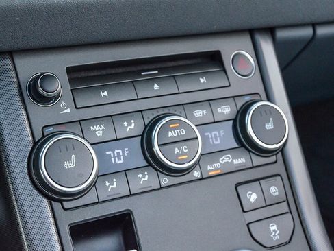 Used 2018 Land Rover Range Rover Evoque HSE Dynamic image 30