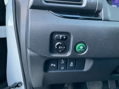 Used 2019 Honda Pilot Touring image 10