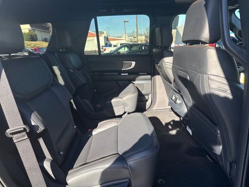 New 2025 Ford Expedition Tremor image 32
