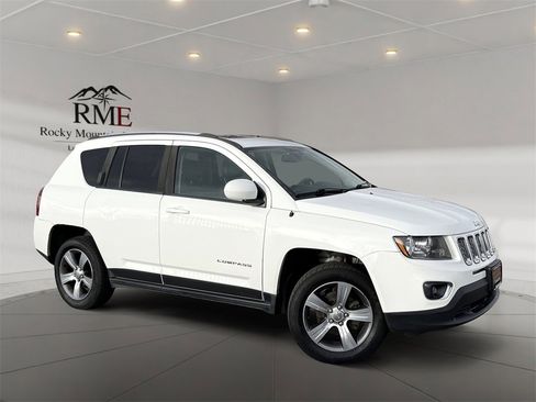 Used 2016 Jeep Compass High Altitude image 1