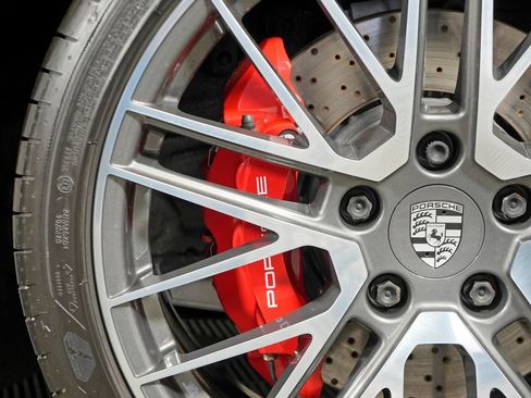 Certified 2022 Porsche 911 Carrera S RWD image 26