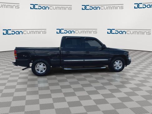 Used 2005 GMC Sierra 1500 SLE w/ Light Duty Power Package RWD image 9