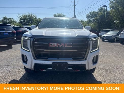 Used 2024 GMC Yukon AT4 AWD/4WD image 7