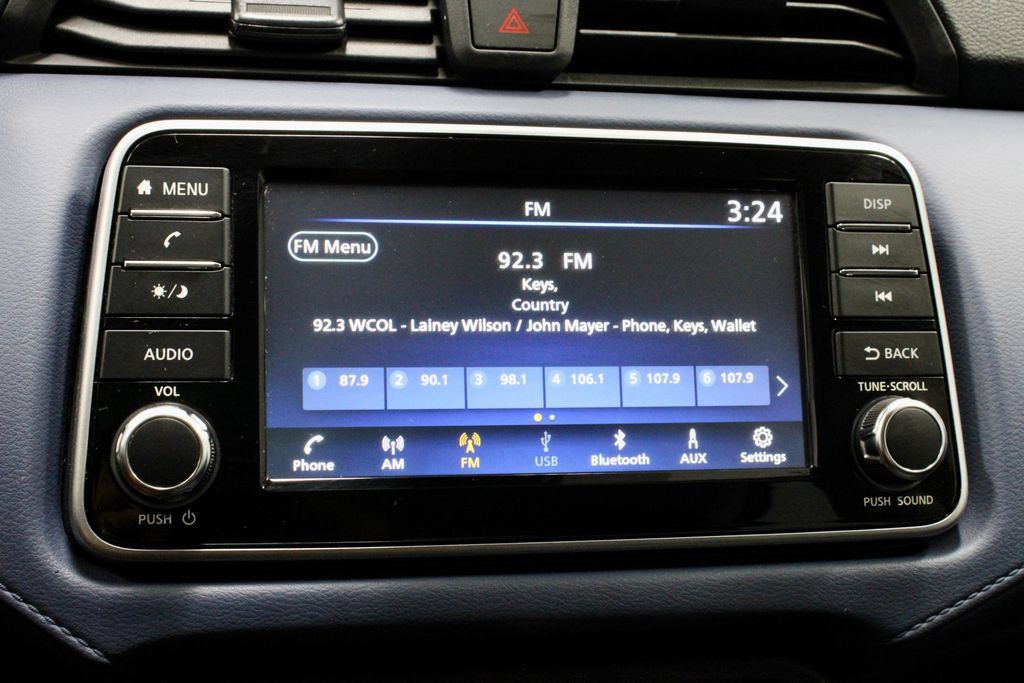 Certified 2024 Nissan Versa SV FWD image 3