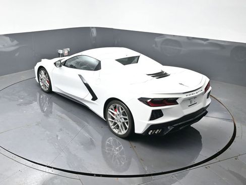 Used 2024 Chevrolet Corvette Stingray Preferred Conv w/ Stealth Interior Trim Package RWD image 21