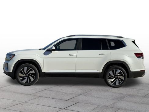 Used 2025 Volkswagen Atlas SEL AWD/4WD image 2