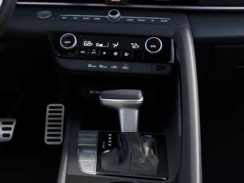 New 2026 Hyundai Elantra Sport image 16