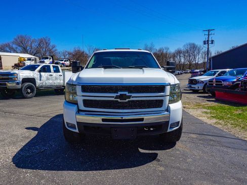 Used 2007 Chevrolet Silverado 2500 LT w/ Suspension Package, Off-Road image 8