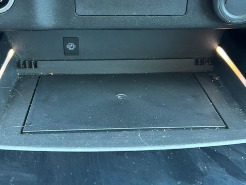 Used 2021 Nissan Rogue Platinum FWD image 30