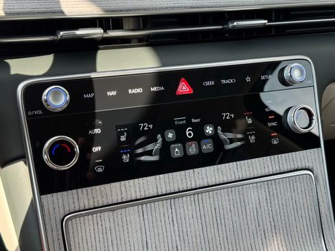 New 2026 Genesis GV80 2.5T Advanced image 35