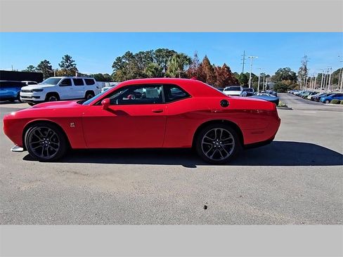 Certified 2023 Dodge Challenger R/T Scat Pack w/ Plus Package image 26