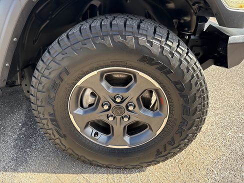 Used 2024 Jeep Wrangler Unlimited Sport AWD/4WD image 12