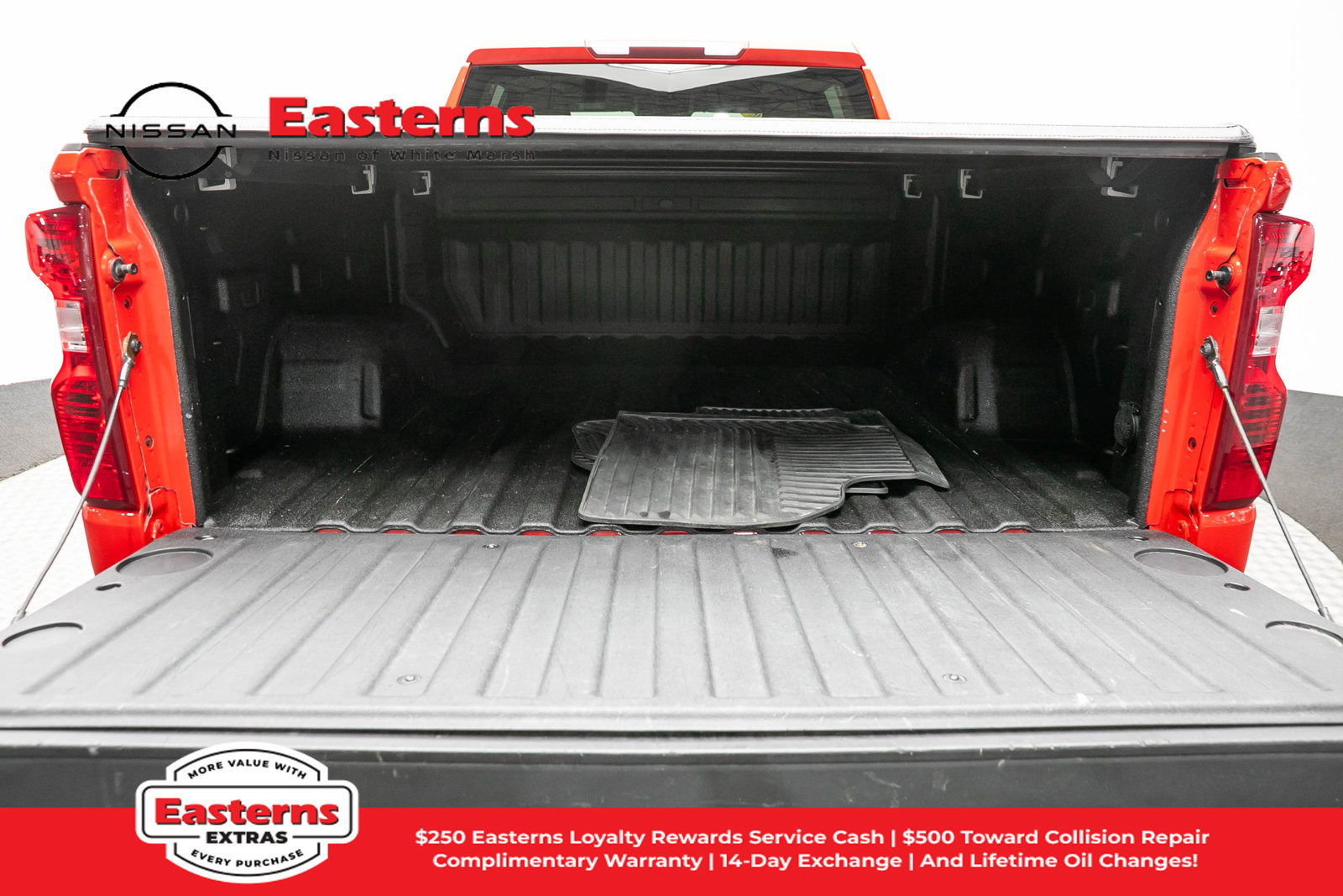 Used 2024 Chevrolet Silverado 1500 Custom AWD/4WD image 9