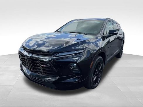 Certified 2024 Chevrolet Blazer RS w/ Enhanced Convenience Package FWD image 2